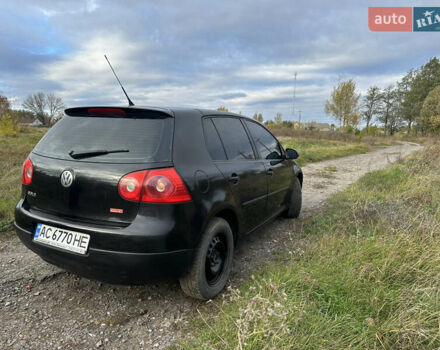 Черный Фольксваген Гольф, объемом двигателя 1.39 л и пробегом 121 тыс. км за 5150 $, фото 19 на Automoto.ua