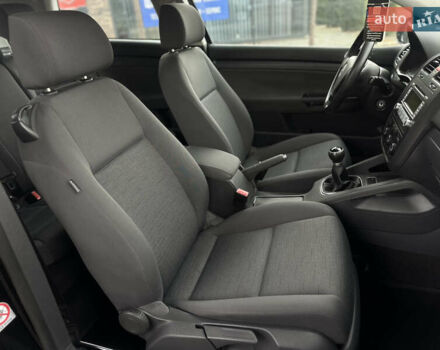 Чорний Фольксваген Гольф, об'ємом двигуна 1.4 л та пробігом 237 тис. км за 5100 $, фото 41 на Automoto.ua