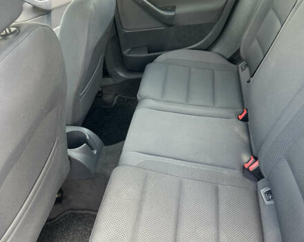 Черный Фольксваген Гольф, объемом двигателя 1.6 л и пробегом 129 тыс. км за 6200 $, фото 13 на Automoto.ua