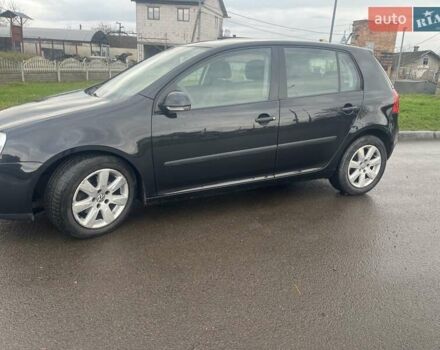 Черный Фольксваген Гольф, объемом двигателя 1.4 л и пробегом 225 тыс. км за 4500 $, фото 20 на Automoto.ua