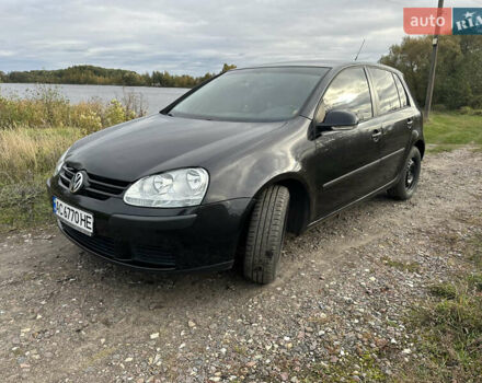 Черный Фольксваген Гольф, объемом двигателя 1.39 л и пробегом 121 тыс. км за 5150 $, фото 6 на Automoto.ua
