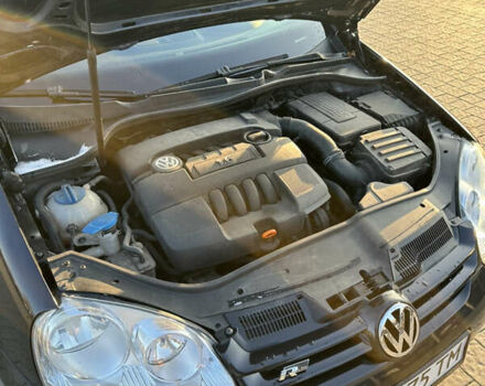 Черный Фольксваген Гольф, объемом двигателя 1.6 л и пробегом 192 тыс. км за 6000 $, фото 7 на Automoto.ua