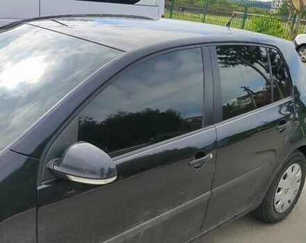 Черный Фольксваген Гольф, объемом двигателя 1.6 л и пробегом 160 тыс. км за 5700 $, фото 1 на Automoto.ua