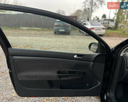 Чорний Фольксваген Гольф, об'ємом двигуна 1.4 л та пробігом 237 тис. км за 5100 $, фото 22 на Automoto.ua