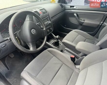 Черный Фольксваген Гольф, объемом двигателя 1.4 л и пробегом 298 тыс. км за 4900 $, фото 4 на Automoto.ua