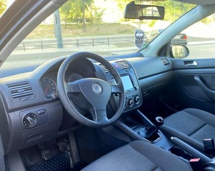 Черный Фольксваген Гольф, объемом двигателя 1.4 л и пробегом 235 тыс. км за 4300 $, фото 6 на Automoto.ua