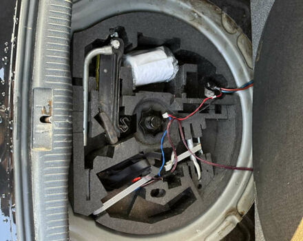 Черный Фольксваген Гольф, объемом двигателя 1.6 л и пробегом 192 тыс. км за 6000 $, фото 11 на Automoto.ua