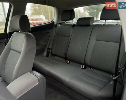 Чорний Фольксваген Гольф, об'ємом двигуна 1.4 л та пробігом 237 тис. км за 5100 $, фото 33 на Automoto.ua