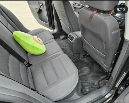 Черный Фольксваген Гольф, объемом двигателя 1.6 л и пробегом 280 тыс. км за 5900 $, фото 4 на Automoto.ua