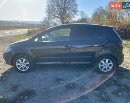 Черный Фольксваген Гольф, объемом двигателя 1.6 л и пробегом 229 тыс. км за 5200 $, фото 3 на Automoto.ua