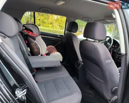 Чорний Фольксваген Гольф, об'ємом двигуна 1.39 л та пробігом 280 тис. км за 5600 $, фото 21 на Automoto.ua