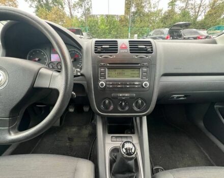 Черный Фольксваген Гольф, объемом двигателя 1.6 л и пробегом 191 тыс. км за 5499 $, фото 12 на Automoto.ua