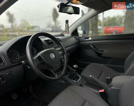 Чорний Фольксваген Гольф, об'ємом двигуна 1.4 л та пробігом 237 тис. км за 5100 $, фото 24 на Automoto.ua