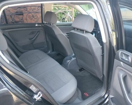 Черный Фольксваген Гольф, объемом двигателя 0 л и пробегом 215 тыс. км за 5600 $, фото 5 на Automoto.ua