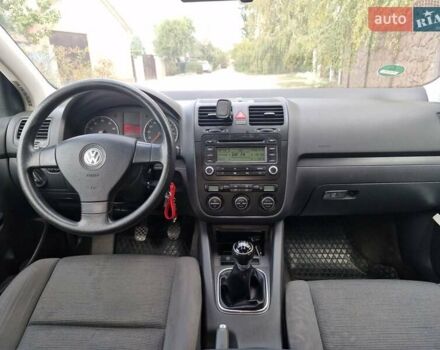 Чорний Фольксваген Гольф, об'ємом двигуна 1.4 л та пробігом 218 тис. км за 5400 $, фото 3 на Automoto.ua