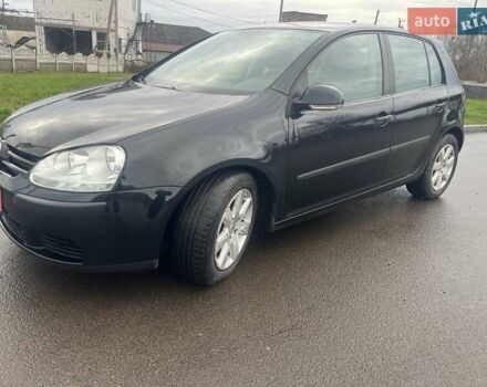 Черный Фольксваген Гольф, объемом двигателя 1.4 л и пробегом 225 тыс. км за 4500 $, фото 4 на Automoto.ua