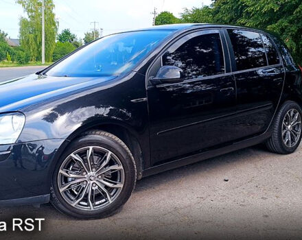 Черный Фольксваген Гольф, объемом двигателя 1.4 л и пробегом 309 тыс. км за 6500 $, фото 5 на Automoto.ua