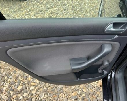 Черный Фольксваген Гольф, объемом двигателя 1.6 л и пробегом 191 тыс. км за 5499 $, фото 14 на Automoto.ua