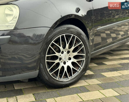 Черный Фольксваген Гольф, объемом двигателя 1.4 л и пробегом 197 тыс. км за 5500 $, фото 14 на Automoto.ua