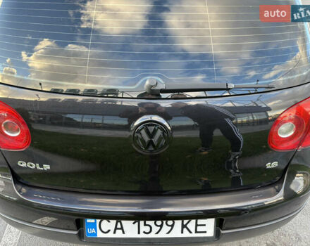 Черный Фольксваген Гольф, объемом двигателя 1.6 л и пробегом 216 тыс. км за 6100 $, фото 20 на Automoto.ua