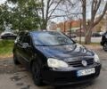 Черный Фольксваген Гольф, объемом двигателя 1.6 л и пробегом 270 тыс. км за 4900 $, фото 1 на Automoto.ua