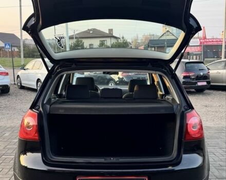 Чорний Фольксваген Гольф, об'ємом двигуна 1.6 л та пробігом 137 тис. км за 7000 $, фото 5 на Automoto.ua