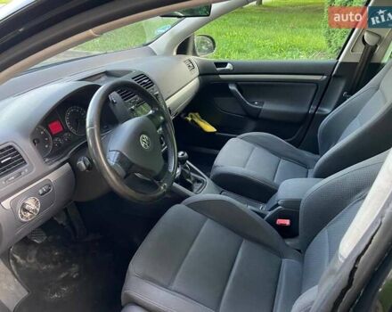 Чорний Фольксваген Гольф, об'ємом двигуна 1.6 л та пробігом 233 тис. км за 4950 $, фото 4 на Automoto.ua
