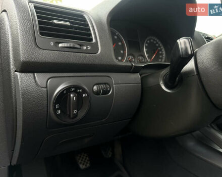 Чорний Фольксваген Гольф, об'ємом двигуна 1.4 л та пробігом 237 тис. км за 5100 $, фото 27 на Automoto.ua