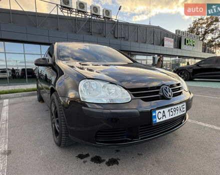 Черный Фольксваген Гольф, объемом двигателя 1.6 л и пробегом 216 тыс. км за 6100 $, фото 1 на Automoto.ua