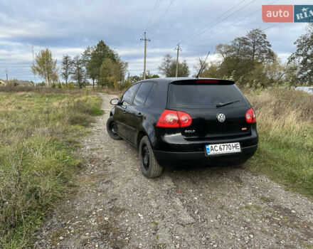Черный Фольксваген Гольф, объемом двигателя 1.39 л и пробегом 121 тыс. км за 5150 $, фото 10 на Automoto.ua