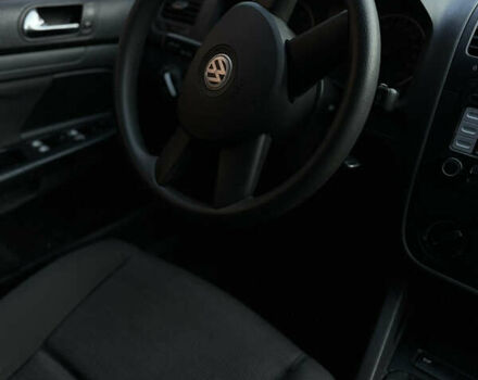 Черный Фольксваген Гольф, объемом двигателя 1.4 л и пробегом 266 тыс. км за 4800 $, фото 16 на Automoto.ua