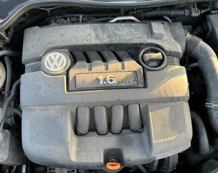 Черный Фольксваген Гольф, объемом двигателя 1.6 л и пробегом 192 тыс. км за 6000 $, фото 8 на Automoto.ua