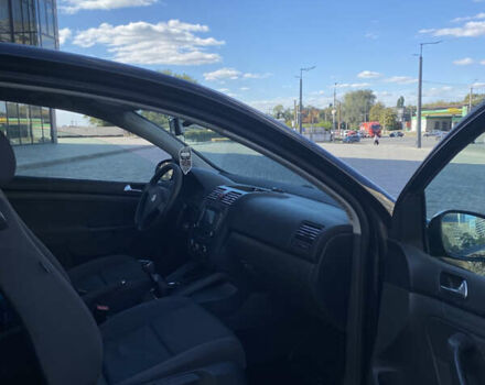 Черный Фольксваген Гольф, объемом двигателя 1.39 л и пробегом 245 тыс. км за 4700 $, фото 7 на Automoto.ua