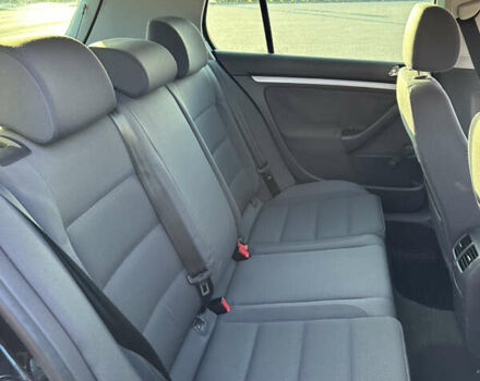 Черный Фольксваген Гольф, объемом двигателя 1.6 л и пробегом 192 тыс. км за 6000 $, фото 15 на Automoto.ua