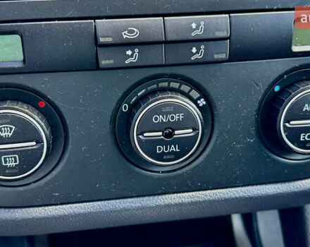 Черный Фольксваген Гольф, объемом двигателя 1.6 л и пробегом 215 тыс. км за 6500 $, фото 16 на Automoto.ua