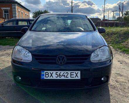 Черный Фольксваген Гольф, объемом двигателя 1.6 л и пробегом 294 тыс. км за 5200 $, фото 1 на Automoto.ua