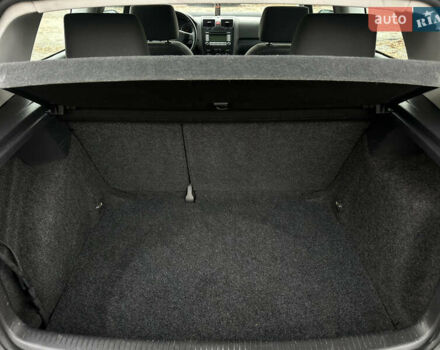 Чорний Фольксваген Гольф, об'ємом двигуна 1.4 л та пробігом 237 тис. км за 5100 $, фото 35 на Automoto.ua