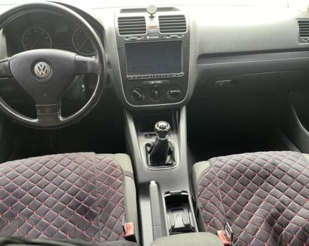 Черный Фольксваген Гольф, объемом двигателя 1.6 л и пробегом 287 тыс. км за 4800 $, фото 15 на Automoto.ua