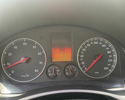 Черный Фольксваген Гольф, объемом двигателя 1.6 л и пробегом 287 тыс. км за 4800 $, фото 8 на Automoto.ua