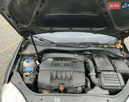 Черный Фольксваген Гольф, объемом двигателя 1.6 л и пробегом 229 тыс. км за 5300 $, фото 10 на Automoto.ua