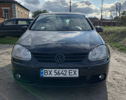 Черный Фольксваген Гольф, объемом двигателя 1.6 л и пробегом 297 тыс. км за 4900 $, фото 1 на Automoto.ua