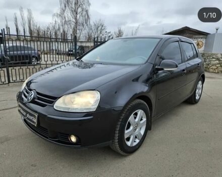 Черный Фольксваген Гольф, объемом двигателя 1.6 л и пробегом 280 тыс. км за 5900 $, фото 1 на Automoto.ua
