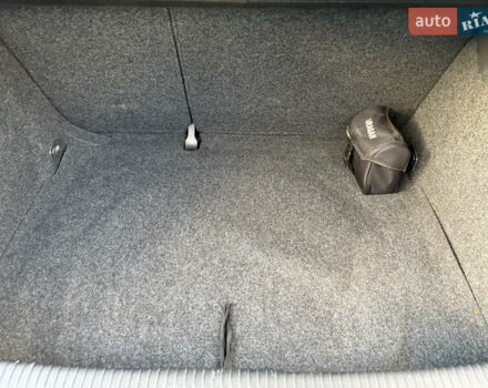 Черный Фольксваген Гольф, объемом двигателя 1.6 л и пробегом 216 тыс. км за 6100 $, фото 21 на Automoto.ua