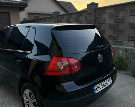 Черный Фольксваген Гольф, объемом двигателя 1.4 л и пробегом 266 тыс. км за 4800 $, фото 4 на Automoto.ua