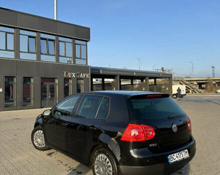 Черный Фольксваген Гольф, объемом двигателя 1.6 л и пробегом 192 тыс. км за 6000 $, фото 1 на Automoto.ua