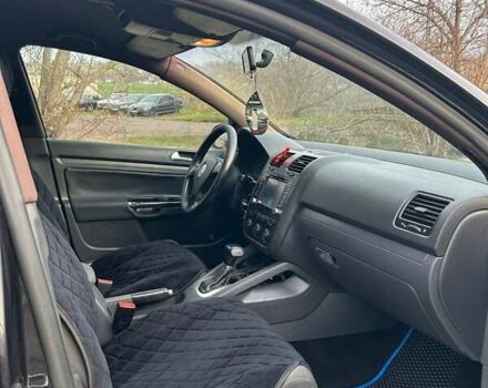 Черный Фольксваген Гольф, объемом двигателя 1.6 л и пробегом 196 тыс. км за 6500 $, фото 3 на Automoto.ua