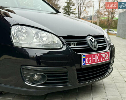Чорний Фольксваген Гольф, об'ємом двигуна 1.4 л та пробігом 142 тис. км за 7799 $, фото 11 на Automoto.ua