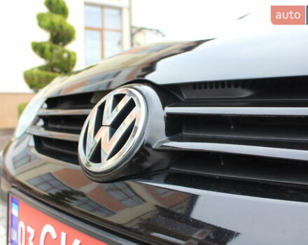 Черный Фольксваген Гольф, объемом двигателя 1.6 л и пробегом 203 тыс. км за 5890 $, фото 18 на Automoto.ua