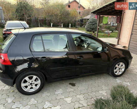 Черный Фольксваген Гольф, объемом двигателя 1.6 л и пробегом 240 тыс. км за 6150 $, фото 7 на Automoto.ua