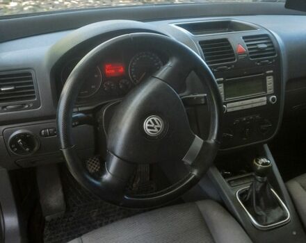 Черный Фольксваген Гольф, объемом двигателя 1.9 л и пробегом 340 тыс. км за 4499 $, фото 4 на Automoto.ua